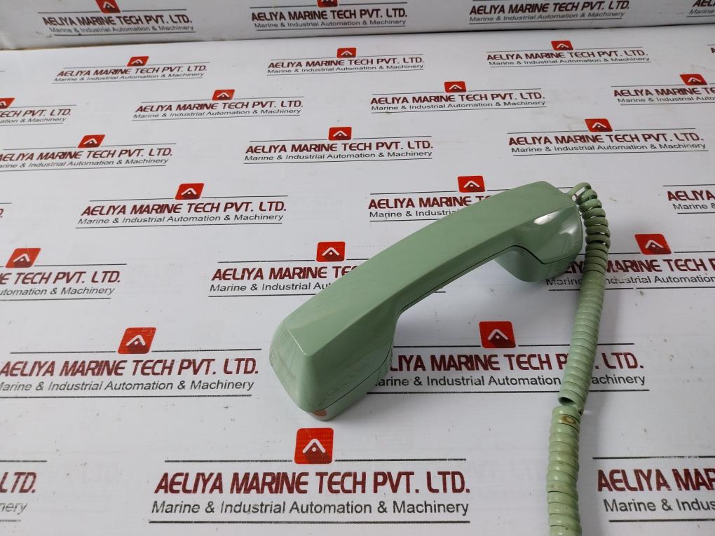 Nippon Hakuyo Oda-1980-1 Waterproof Built In Type Portable Telephone Q92-0002-0