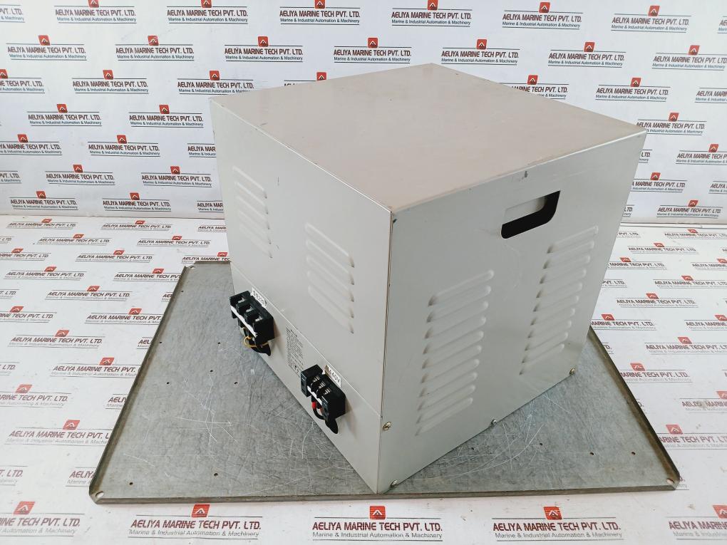 Noah 3 Phase Electric Industrial Transformer, 10kva With Molded Circuit Breaker