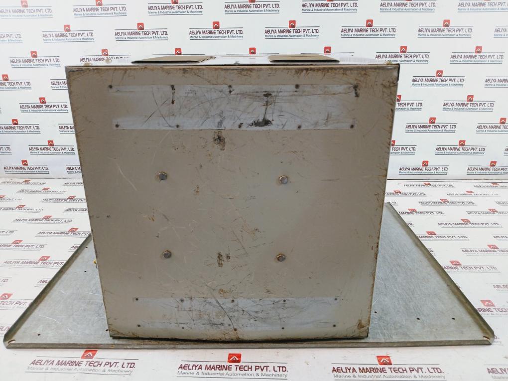 Noah 3 Phase Electric Industrial Transformer, 10kva With Molded Circuit Breaker