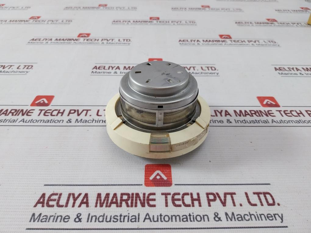 Nohmi Bosai Fds511 Ionization Smoke Detector Dc20V 80Ma