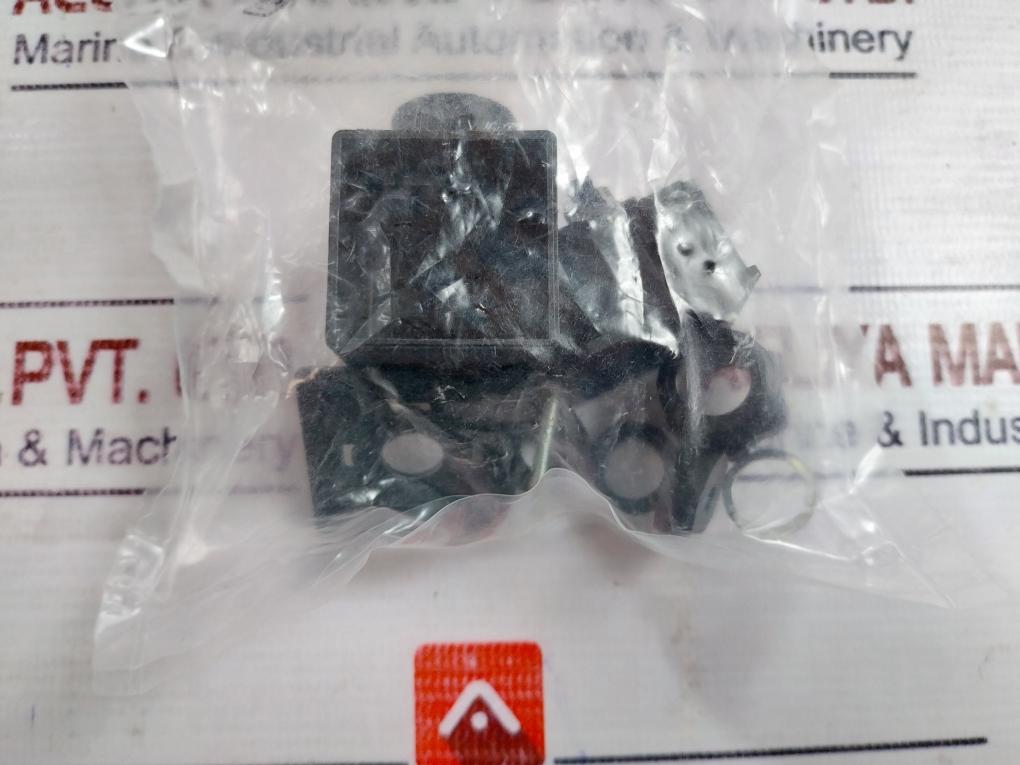 Norgren 9500295 Direct Solenoid Actuated Poppet Valve 230v 40-60 Hz 7-0800-52824