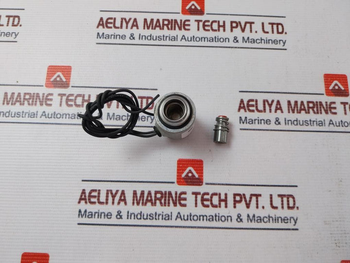 Norgren U241316-02 Push To Connect/Release 24Vdc