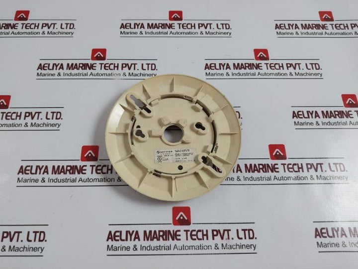 Notifier B710LP Fire Alarm Smoke Heat Detector Base L00-592-02, N04-3161-000