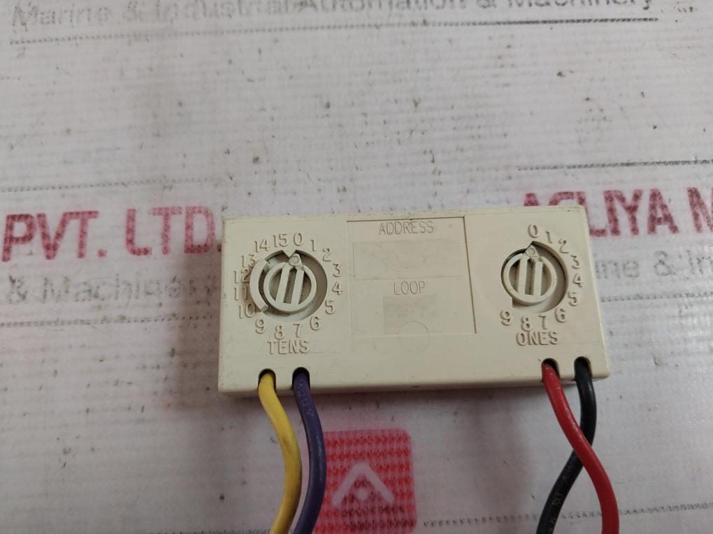 Notifier Fmm-101 Fire Alarm Mini Monitor Module S3705 – Aeliya Marine Tech