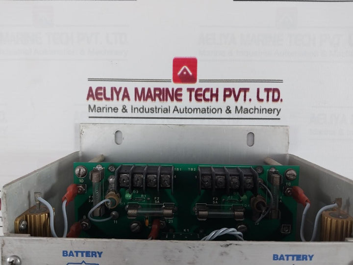 Nov 017-006512 Ips Battery Charger