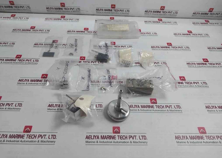 Nov 10504994-001 Potentiometer Kit Speed Control Anchor Winch Rhs1K0 0.158A