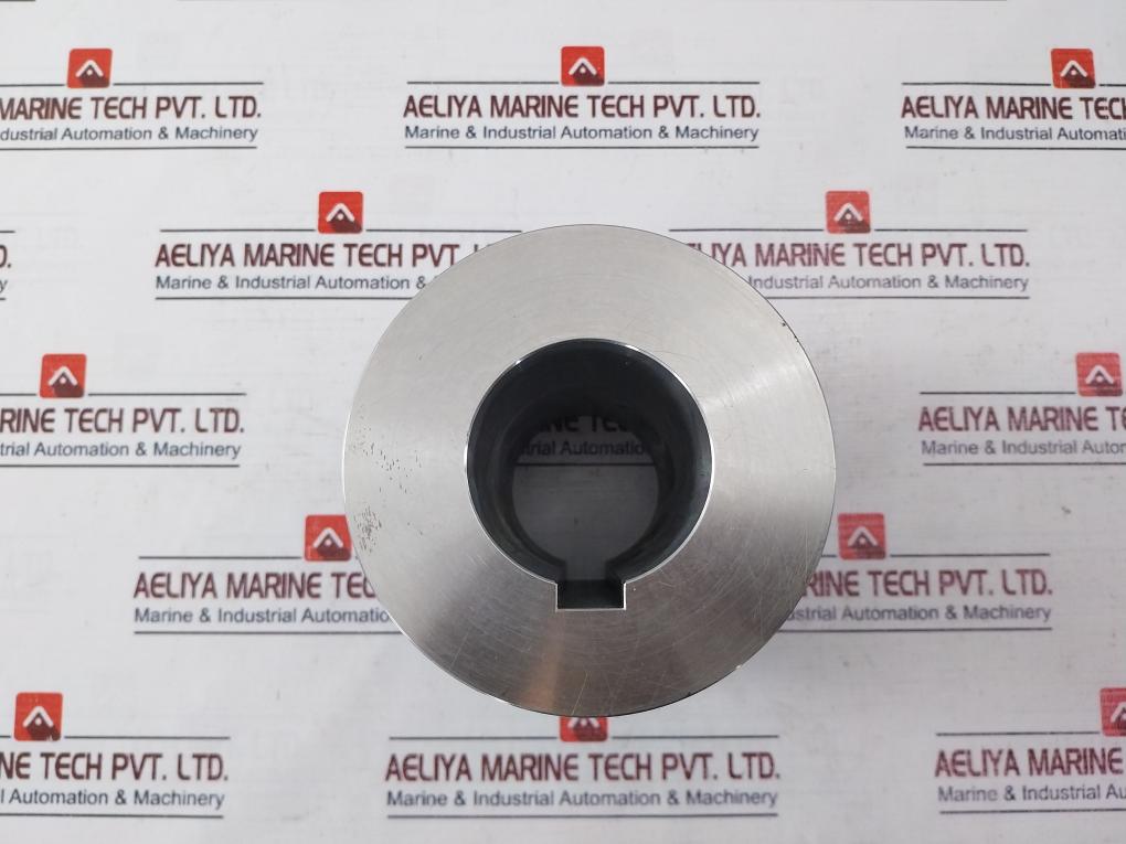 NOV 18000379-001 Sprocket Proprietary Teeth Motor