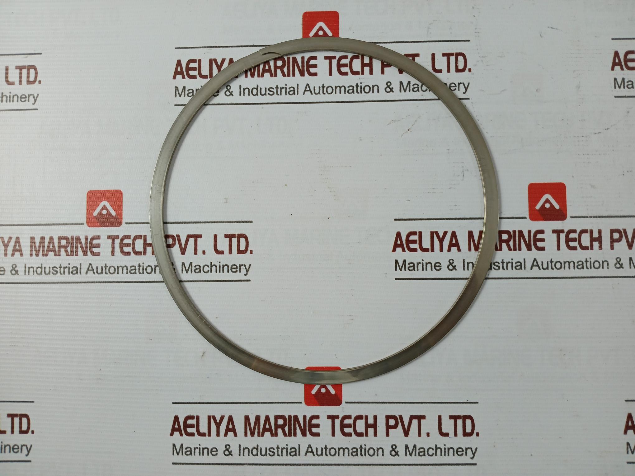 Nov 20372978 Retainer Ring Oh 10