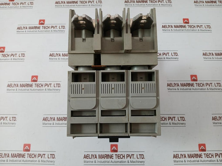 Ns-400L Str23Se 400 Compact Mccb Circuit Breaker 50/60Hz Merlin Gerin