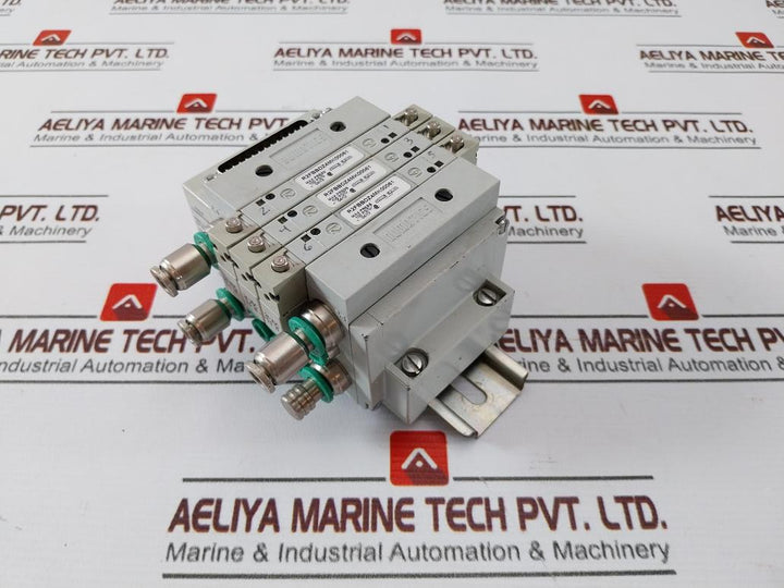 Numatics R2Fbbdz4Mk00061 Pneumatic Manifold W/ Double Solenoid Valve Max 100Psig