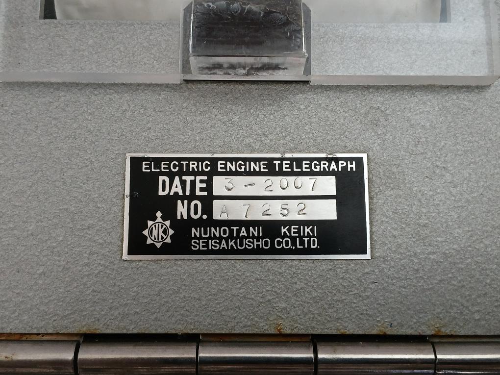 Nunotani Keiki Seisakusho Co. Electric Engine Telegraph Logger Vml-600 A7252