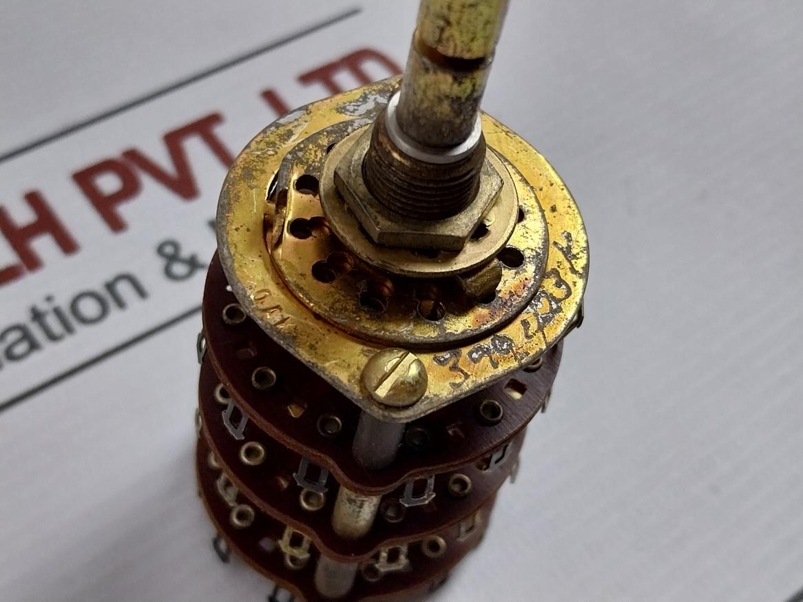 Oak 399 423-k 3 Pole Rotary Switch 2–12 Position