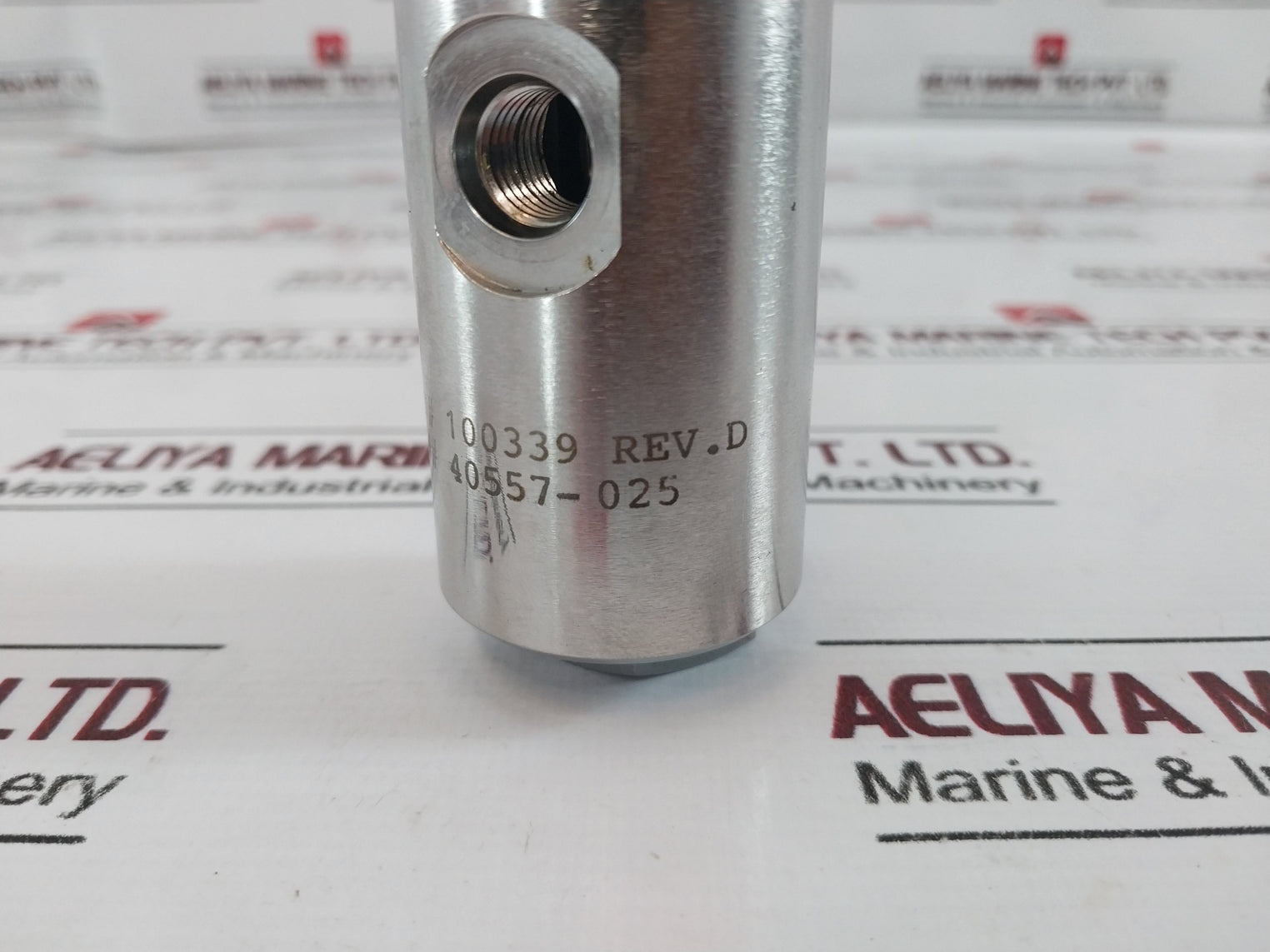 Oceaneering 100339 Shuttle Valve Rev.D