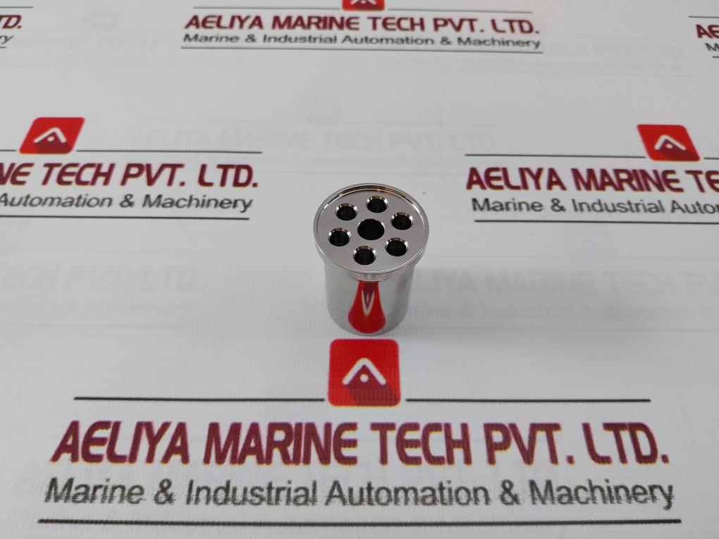 Oceaneering 100748 B Directional Valve M0595703