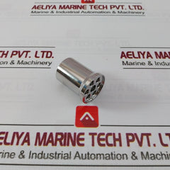 Oceaneering 100748 B Directional Valve M0595703