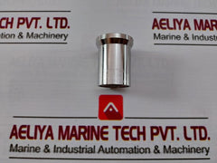 Oceaneering 100748 B Directional Valve M0595703