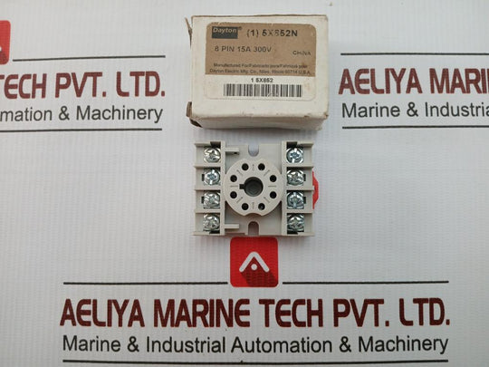 Octal Relay Socket 5X852N Dayton 8 Pin 15A 300V
