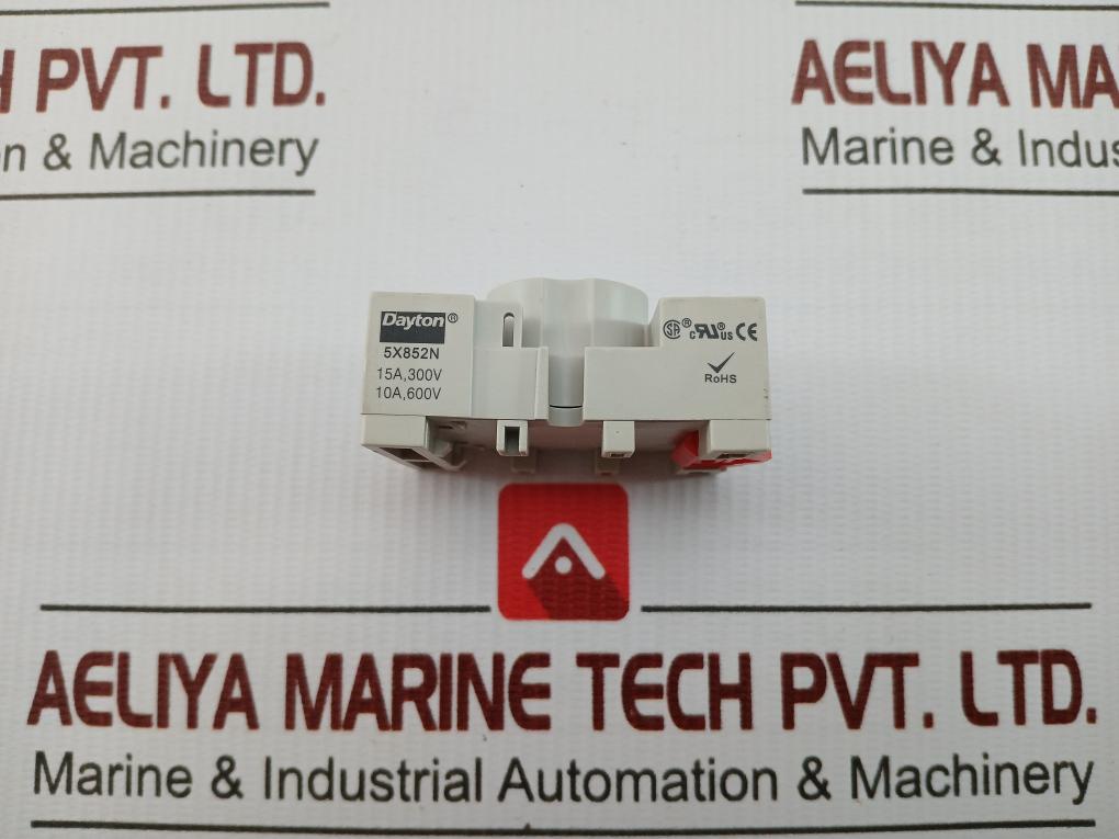 Octal Relay Socket 5X852N Dayton 8 Pin 15A 300V