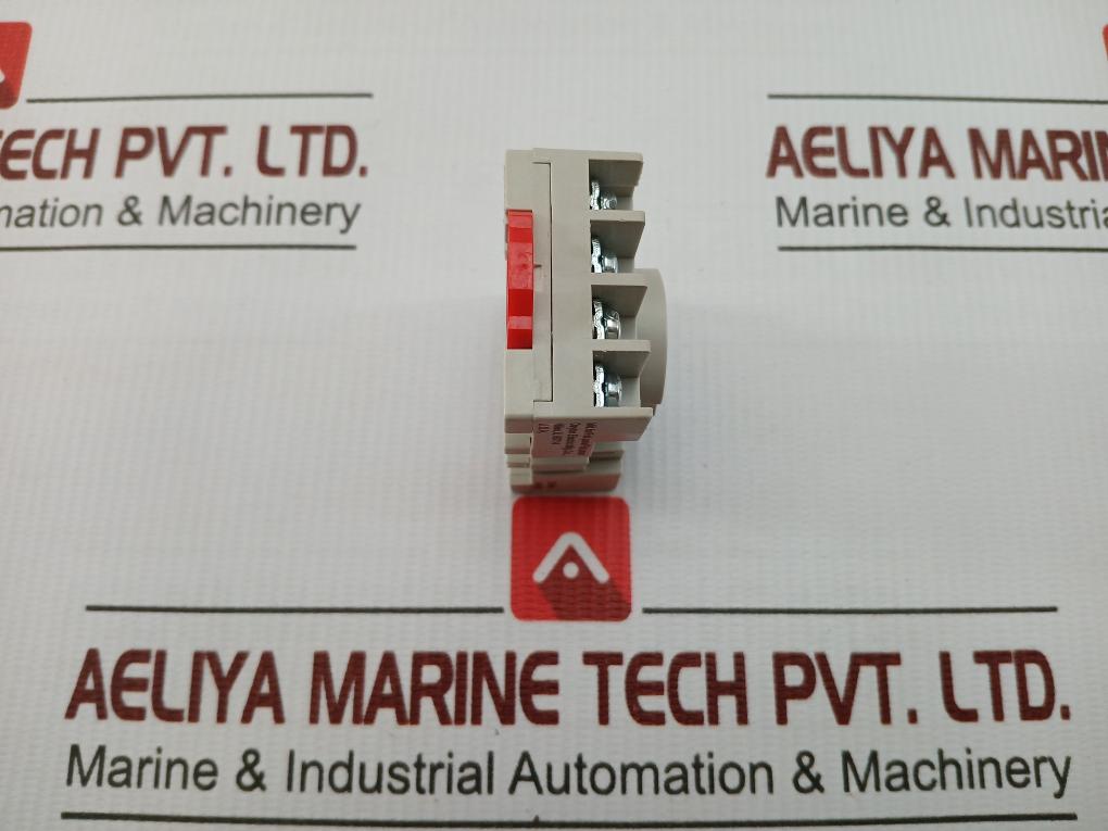 Octal Relay Socket 5X852N Dayton 8 Pin 15A 300V