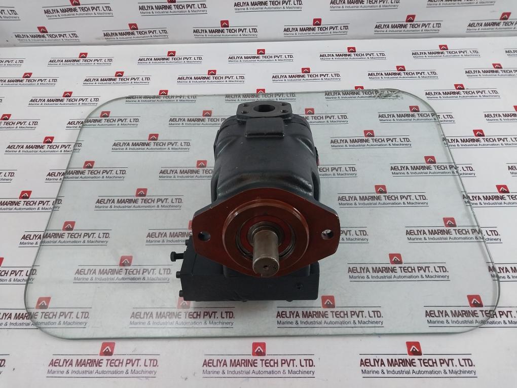 Oilgear Pvwh15lsaycnnn Thwb Open-loop Axial-piston Hydraulic Pump