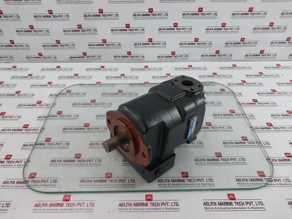 Oilgear PVWH15LSAYCNNN THWB Open-Loop Axial-Piston Hydraulic Pump