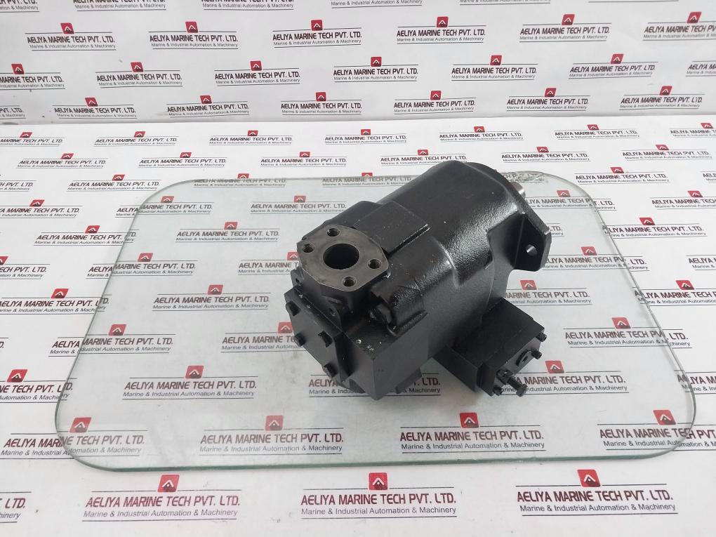 Oilgear PVWH15LSAYCNNN THWB Open-Loop Axial-Piston Hydraulic Pump