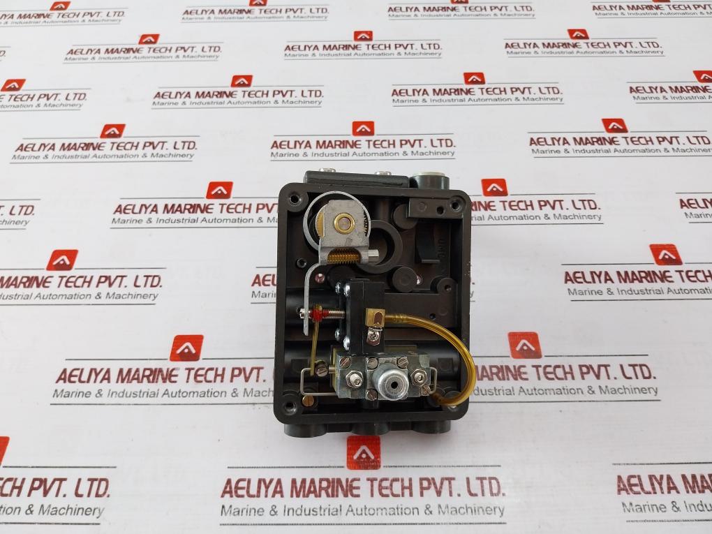 Omc Prp01a Rp01 Pneumatic Positioner 2-10 Bar 3-15 Psi