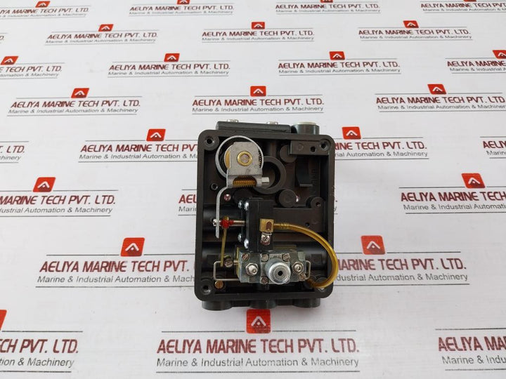Omc Prp01a Rp01 Pneumatic Positioner 2-10 Bar 3-15 Psi
