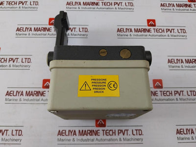 Omc Prp01a Rp01 Pneumatic Positioner 2-10 Bar 3-15 Psi