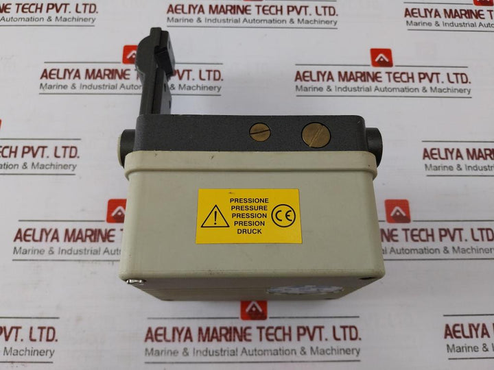 Omc Prp01a Rp01 Pneumatic Positioner 2-10 Bar 3-15 Psi