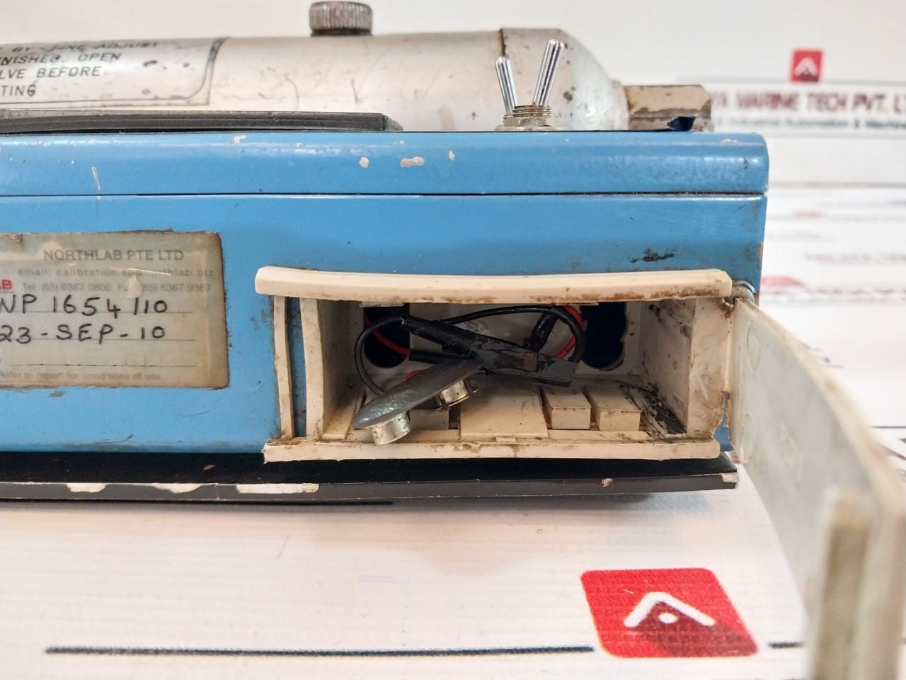 Omicron Ote-p202 Pressure Calibrator 0.1Mpa 14.5 Psi 1.02 Kg/Cm2