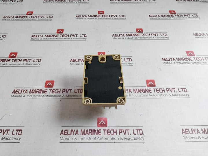 Omron 61F-gh Floatless Level Switch Relay Unit 61F-11H 100/200Vac 50/60Hz 24Vac
