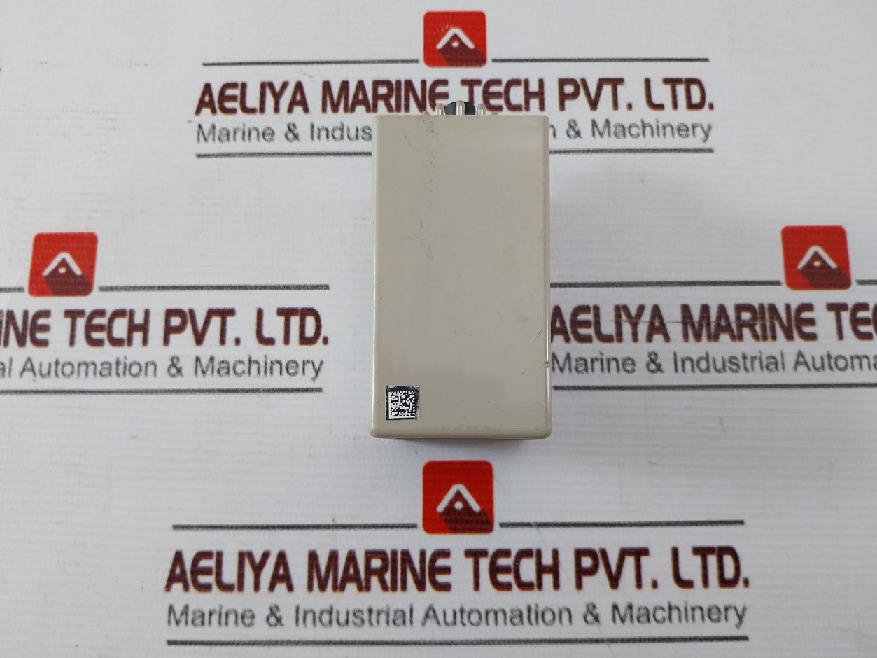 Omron 61F-gp-n Floatless Level Switch Pfc-n8 220Vac 3.5Va 50/60Hz 8Vac 250Vac/3A