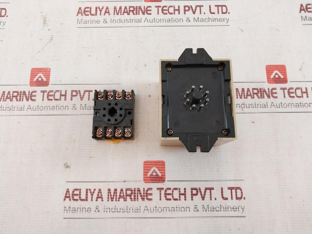 Omron 61F-gp Float Less Level Switch 220V Ac 50/60Hz 3.5Va Pf083A