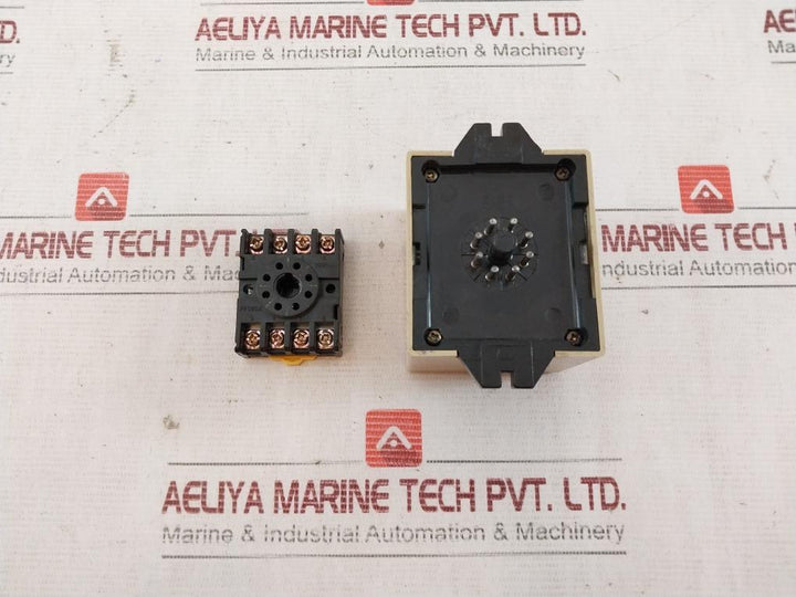 Omron 61F-gp Float Less Level Switch 220V Ac 50/60Hz 3.5Va Pf083A