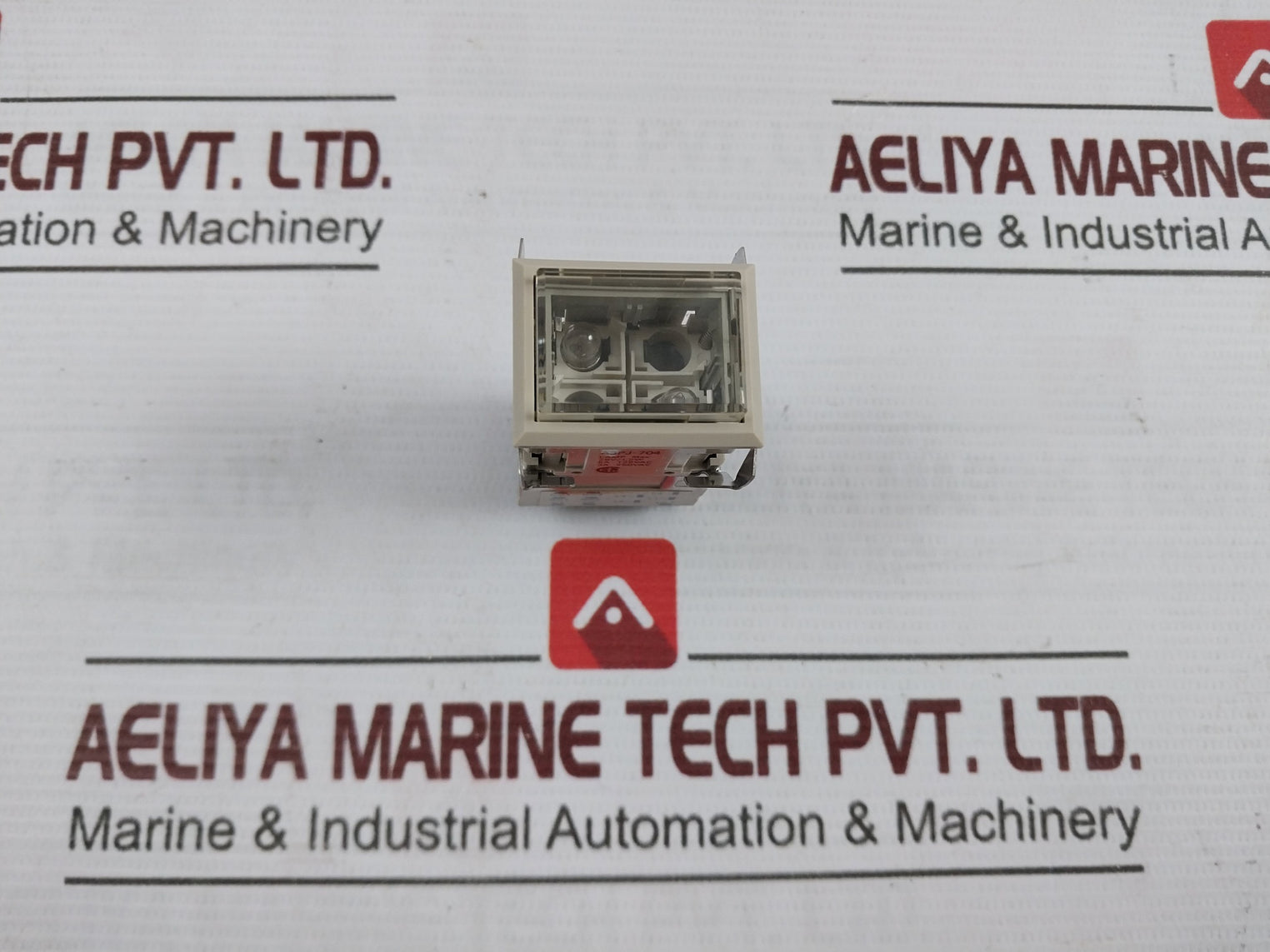 Omron A3Pj-704 Pushbutton Switch 28V/1.2W 5A 125Vac