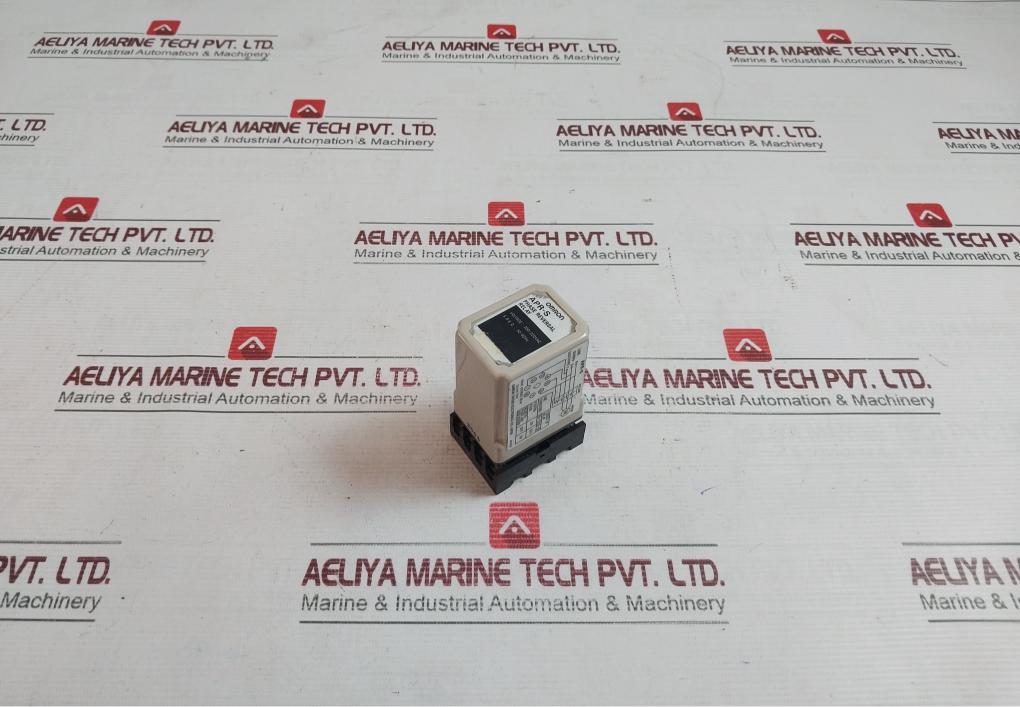 Omron Apr-s Phase Reversal Relay 200/220Vac 50/60Hz Id 011E, Pf083N
