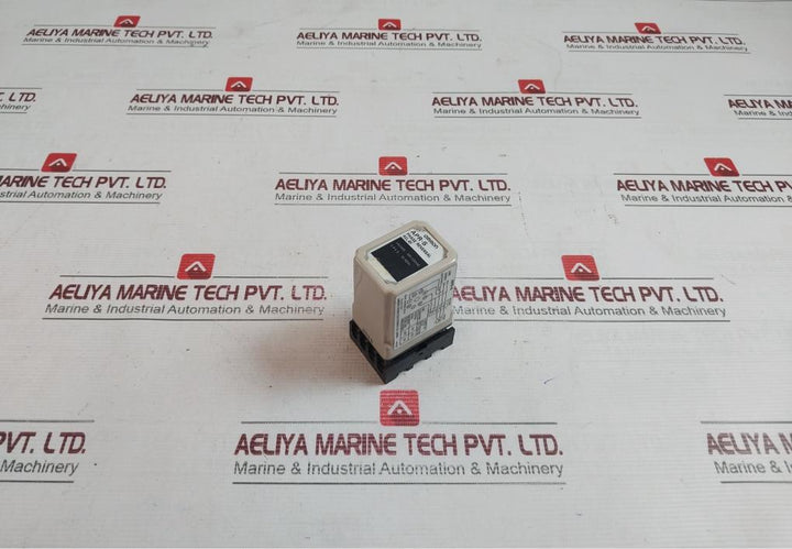 Omron Apr-s Phase Reversal Relay 200/220Vac 50/60Hz Id 011E, Pf083N