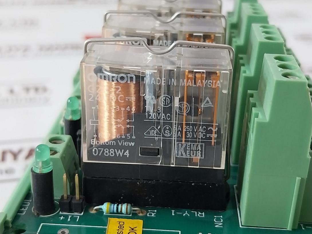 Omron Brk 2Co-4 Relay Module 94V-0 Sl1 Brm 4-24D-2B0 24Vdc 0788W4 120 Vac