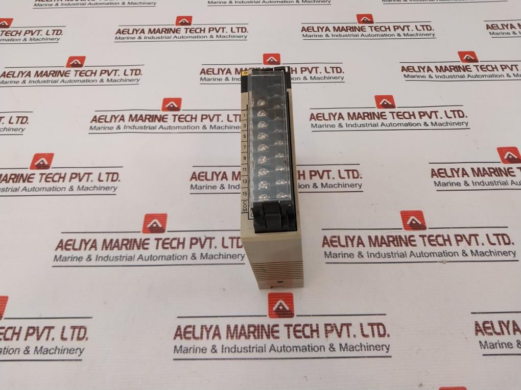 Omron C200H-0C225 Output Unit 04501001