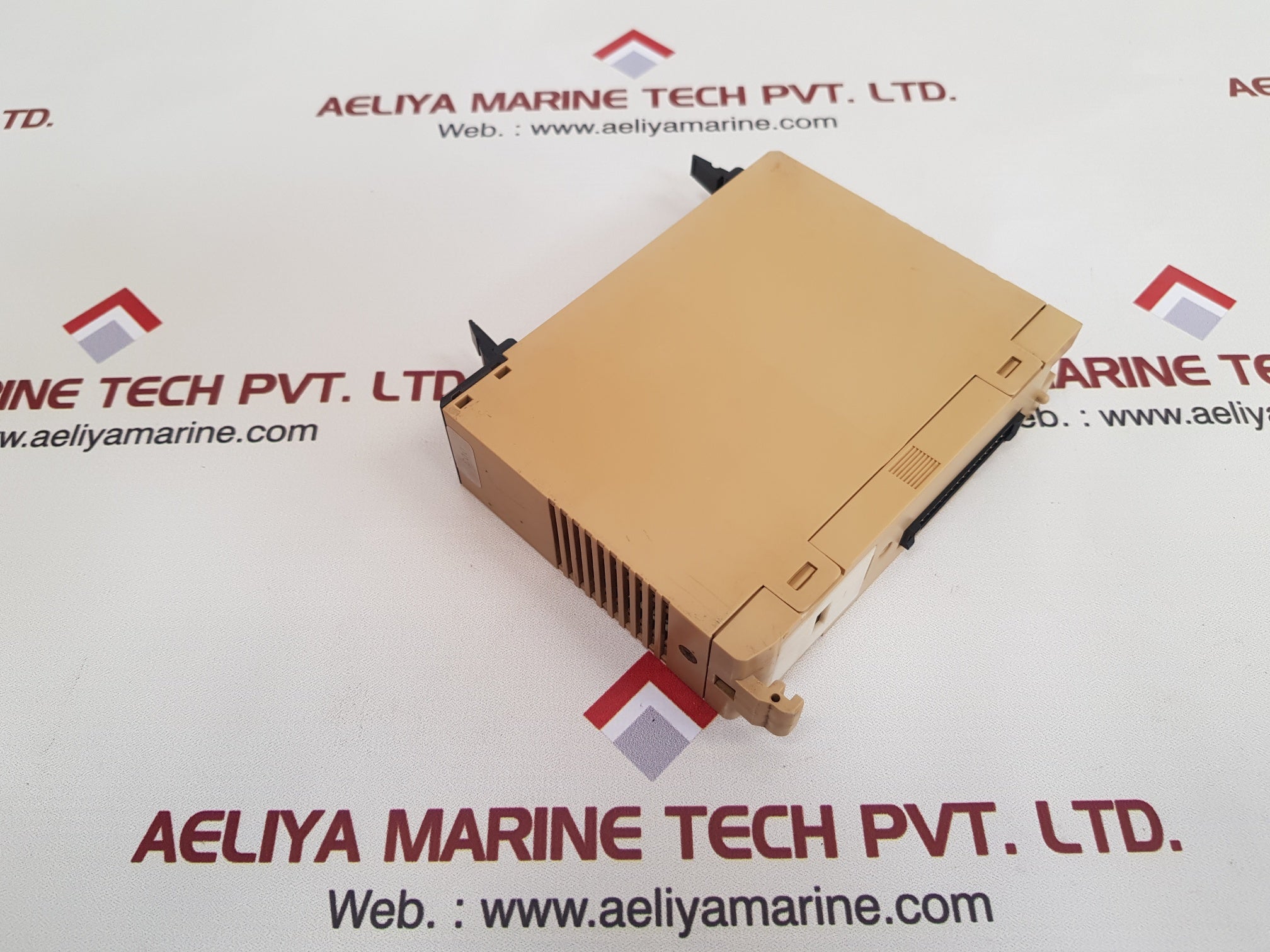 Omron C200H-0D211 Output Unit 24Vdc - Aeliya Marine Tech