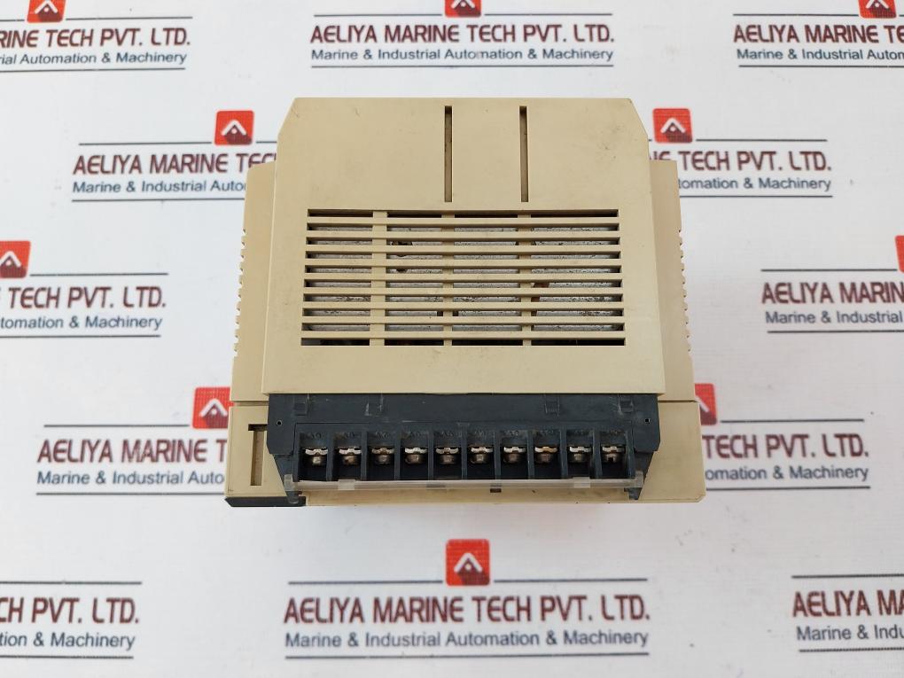 Omron C200h-cpu03-e Programmable Controller 2a 24vdc