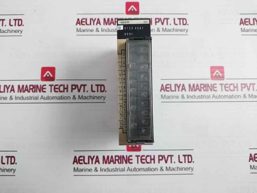 Omron C200H-cpu03 Sysmac Programmable Controller 250V Ac 2A 00302002