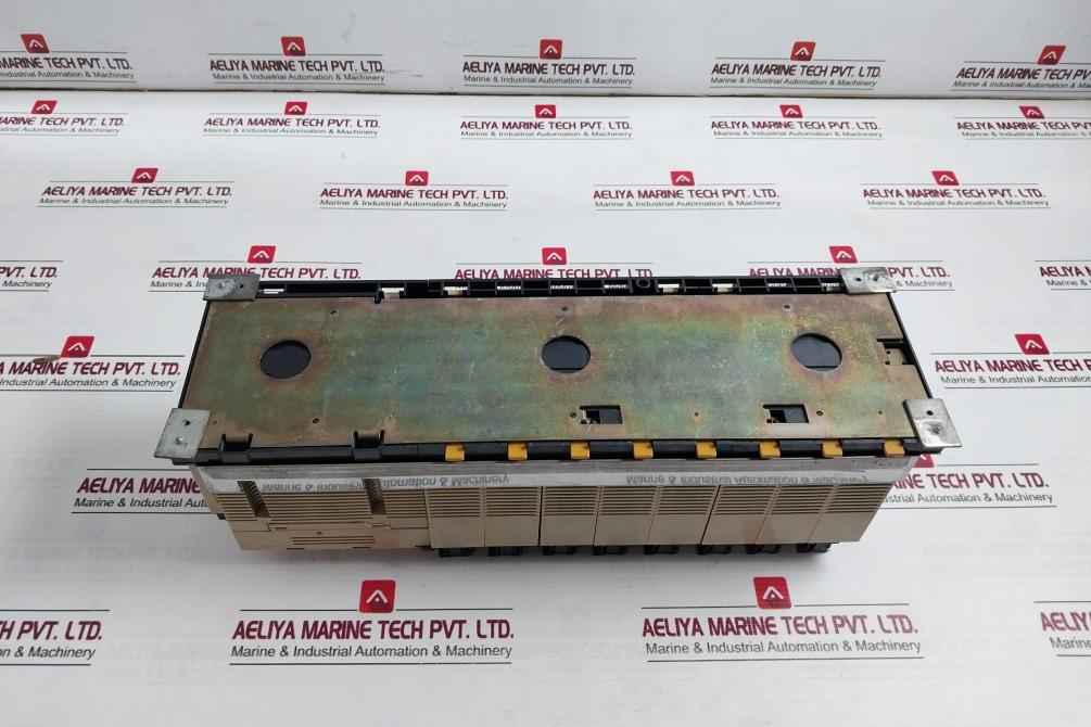 Omron C200H-cpu03 Sysmac Programmable Controller 250V Ac 2A 00302002