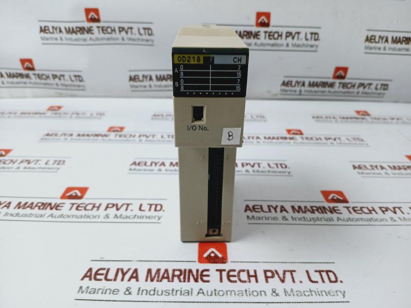 Omron C200H-id216 Dc Input Unit With Connector Ac100-120/200-240V