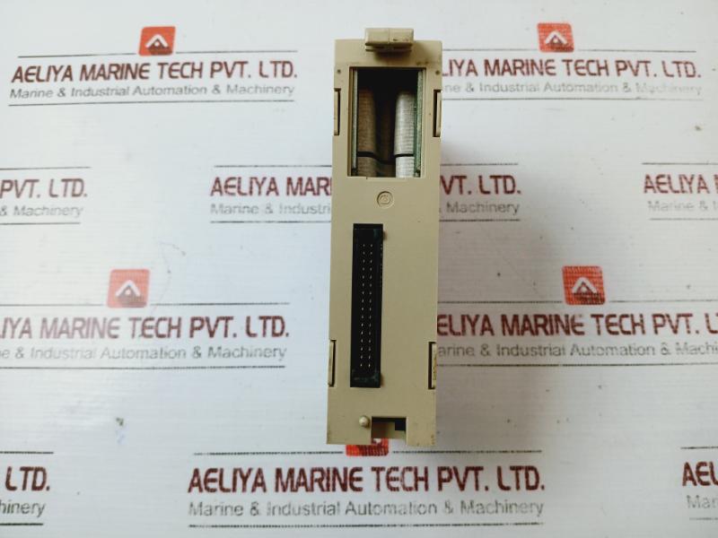 Omron C200H-id217 Plc Input Unit 00401014 24Vdc 4.1Ma