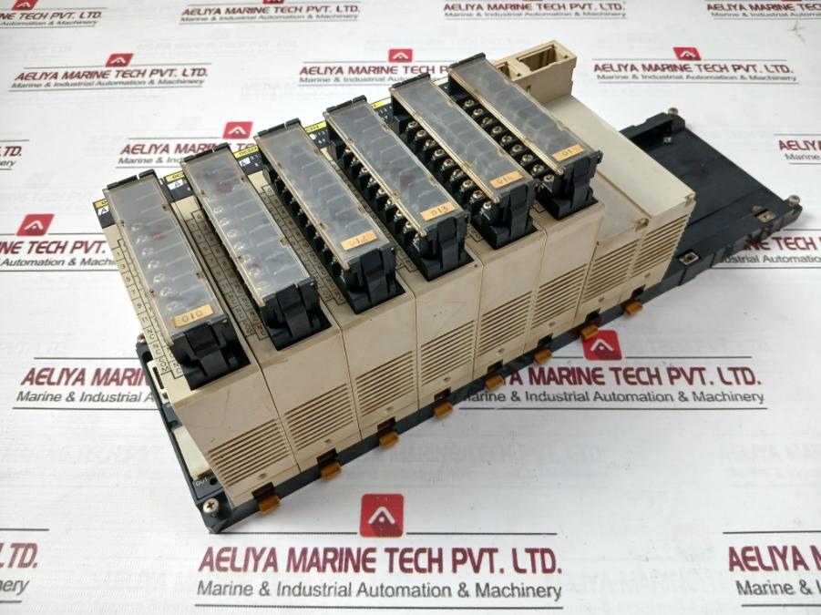 Omron C200H-oc222 Output Unit 250Vac/24Vdc 2A/Point