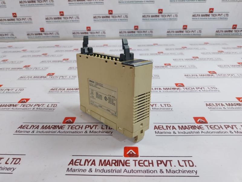 Omron C200H-oc222 Output Unit 250Vac/24Vdc 2A/Point 8A/Unit