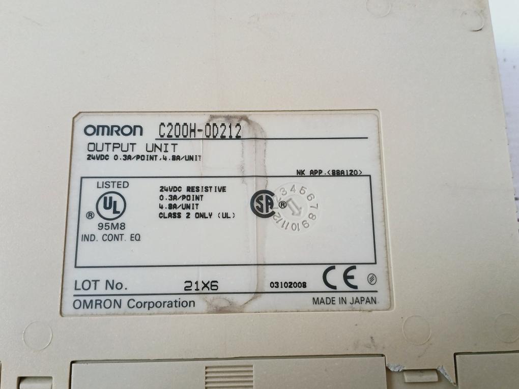 Omron C200H-od212 Plc Output Unit 24Vdc, 0.3A/Point