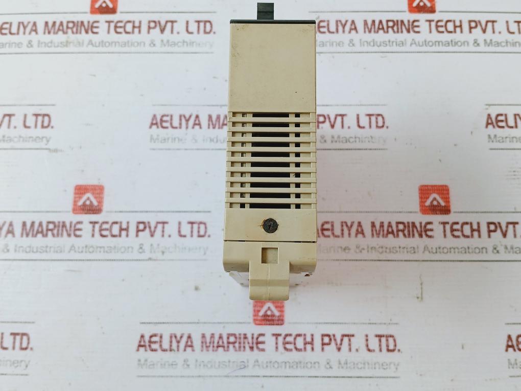 Omron C200H-od212 Plc Output Unit 24Vdc, 0.3A/Point